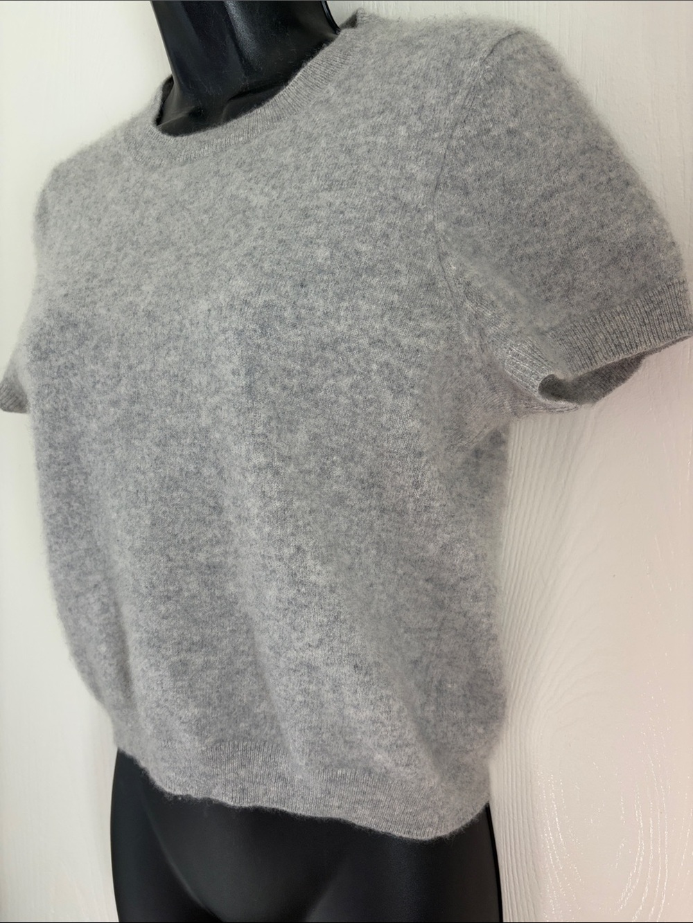 Paloma Short Story Cashmere Sweater - Picture 3 of 8